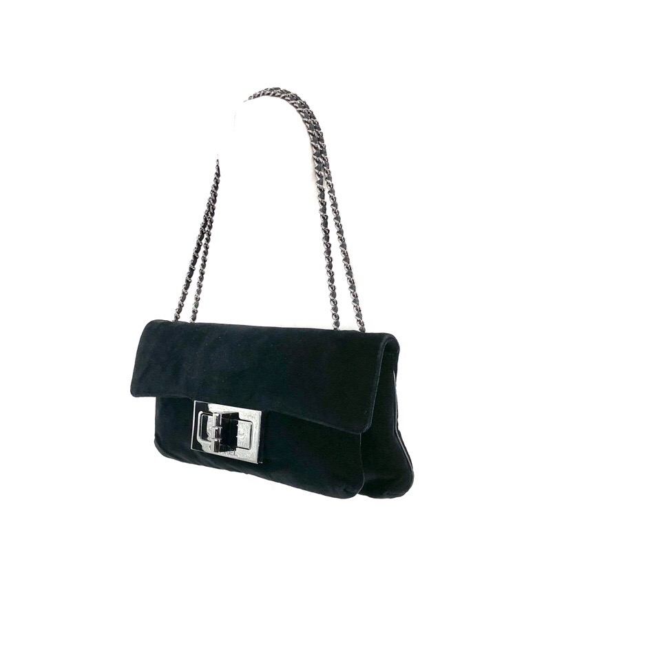 Chanel Mademoiselle lock vintage flap bag in black velvet with giant clasp  - DOWNTOWN UPTOWN Genève