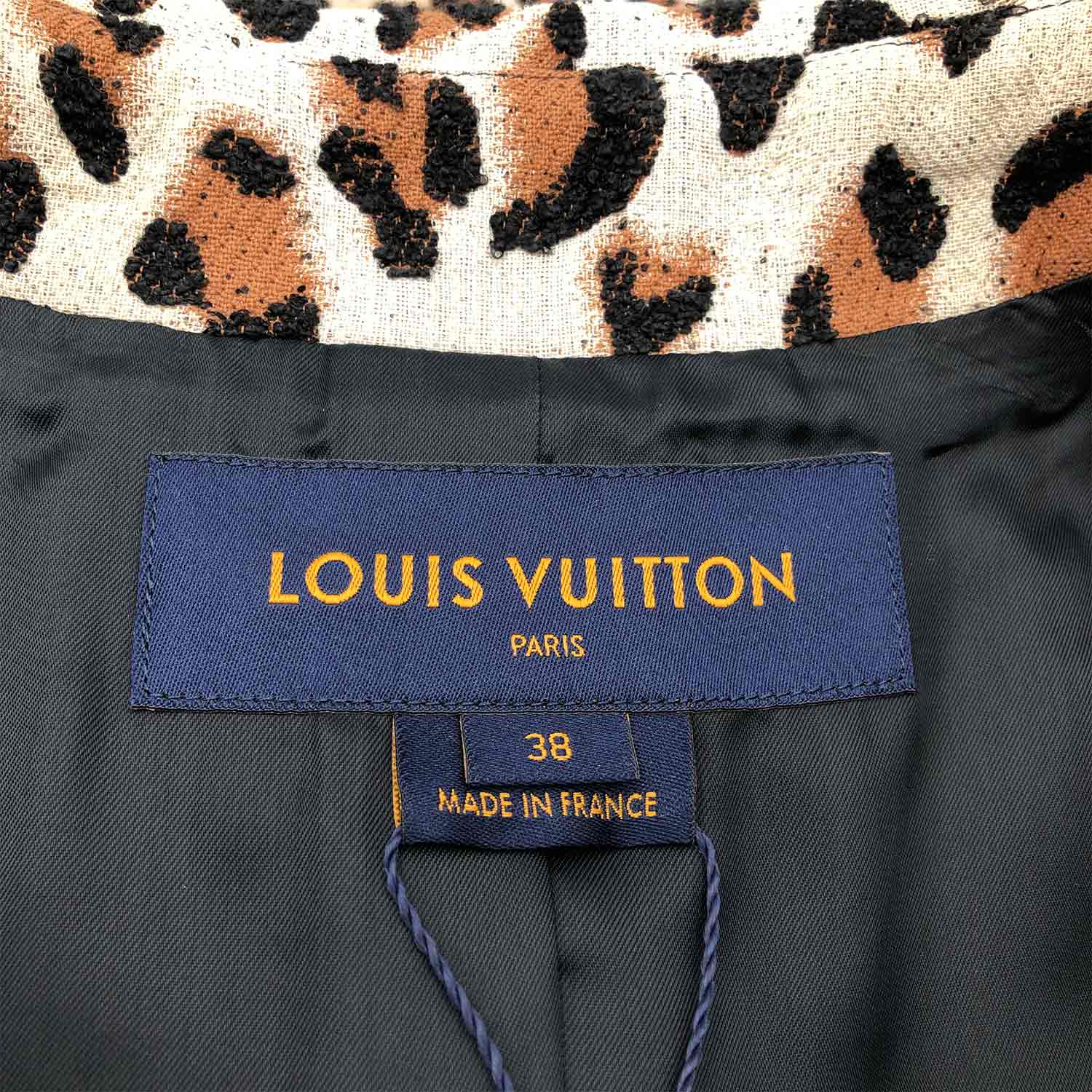 Louis Vuitton coat in leopard print cotton blend with brown