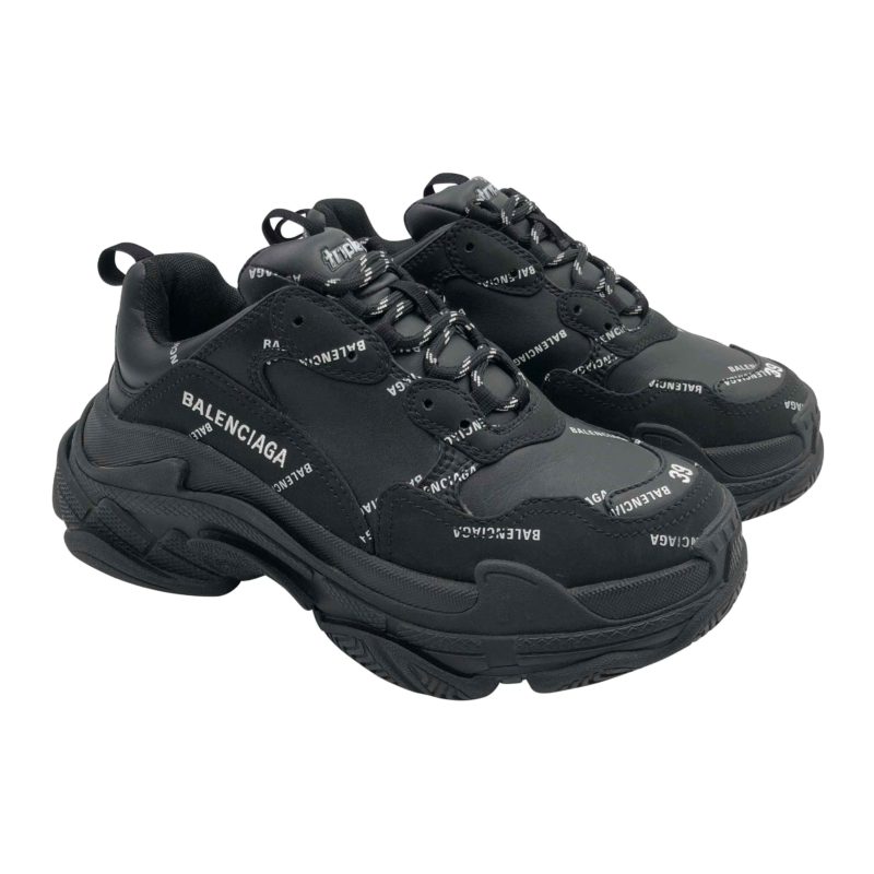 Balenciaga Triple S sneakers in black leather with logo DOWNTOWN UPTOWN Geneve